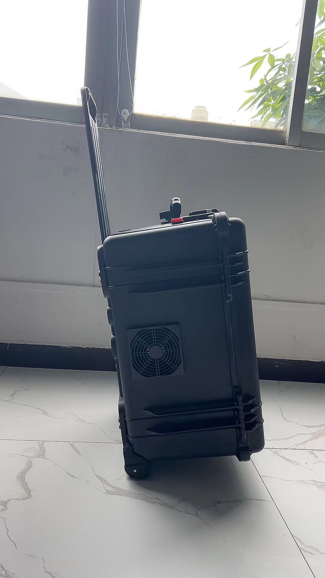 庆安手拉箱型移动通信干扰器